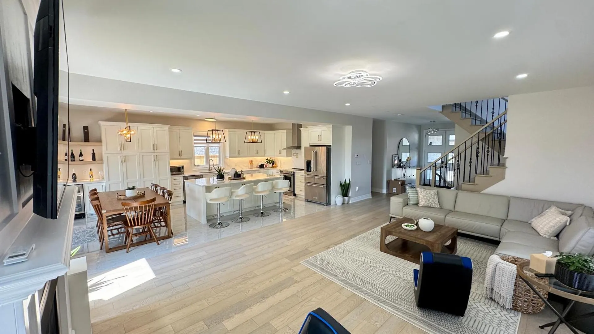Luxury Cozy Home Niagara Falls 0*,  Canadá
