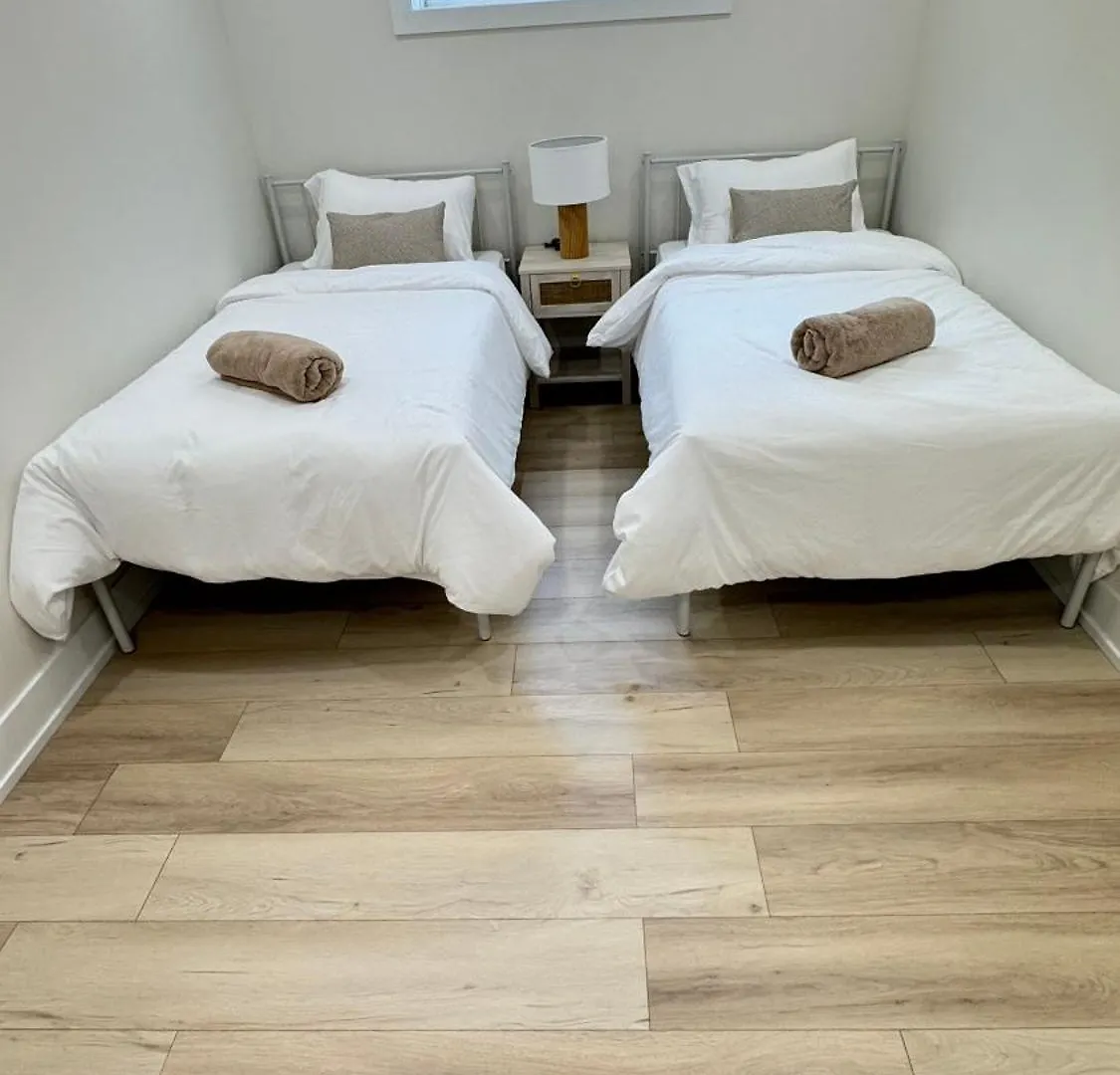 Luxury Cozy Home Niagara Falls 0*,  Canadá