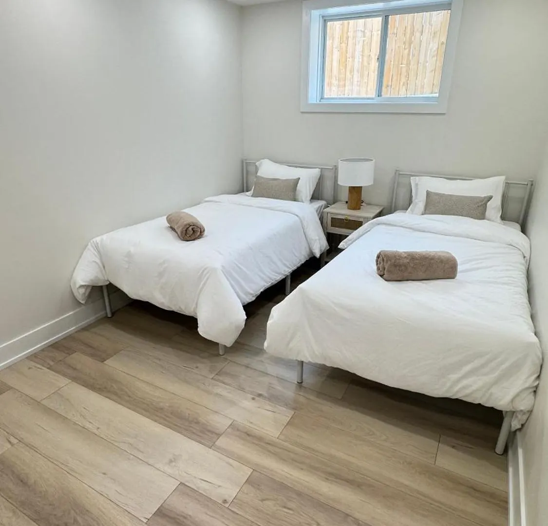 Luxury Cozy Home Niagara Falls
